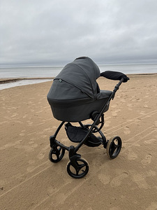 Vanker. Benetto Luca pro 2 in 1 + cybex Cloud T ISize + isof (1 foto / 4)