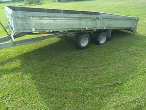 Прицеп (6 фото из 6)