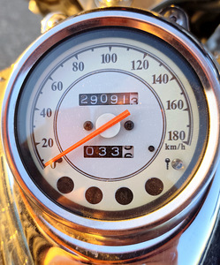 Müüa Yamaha XVS 650A Drag Star, 2006 a (5 foto / 7)