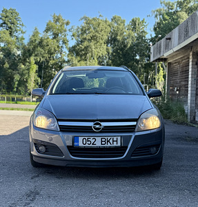 OPEL ASTRA (1 фото из 9)