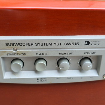 Aktiivsubwoofer Yamaha YST-SW515, kirsipuu