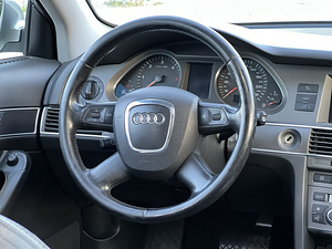 AUDI A6 AVANT (9 foto / 11)
