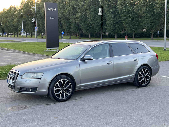 AUDI A6 AVANT