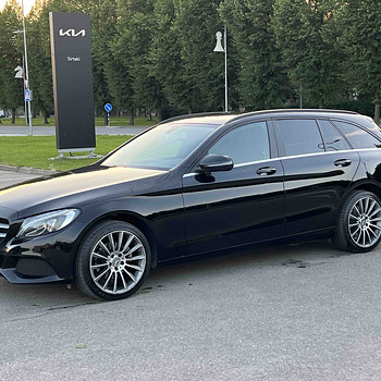 MERCEDES-BENZ C 200 D