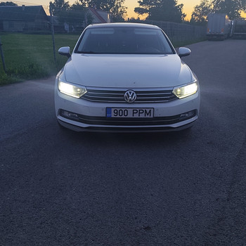 Volkswagen Passat Sedan 02.2015a.Tdi 110kw