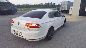 Volkswagen Passat 2015 tdi (3 фото из 11)