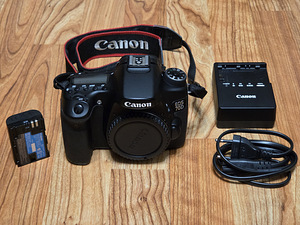 Canon EOS 70D objektiividega, kotis (6 foto / 10)