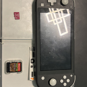 Müün Nintendo Switch Lite’i