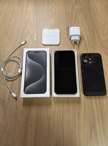 Apple iPhone 15 Pro 256GB Black Titanium (1 фото из 2)