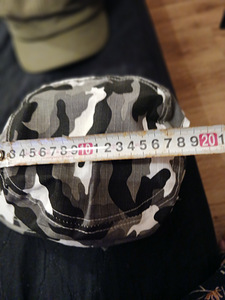 Продам кепки (2 фото из 10)