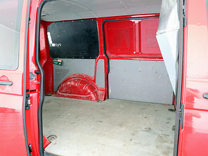 Volkswagen Transporter Comfortline 1.9 TDI 75kW (7 foto / 8)