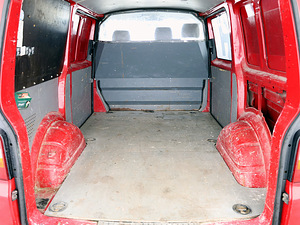 Volkswagen Transporter Comfortline 1.9 TDI 75kW (8 foto / 8)