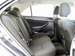 Toyota Avensis Linea Sol Facelift ATM 2.0 108kW (7 foto / 9)
