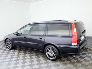 Volvo V70 Summum Facelift ATM 2.4 D5 136kW (4 фото из 7)