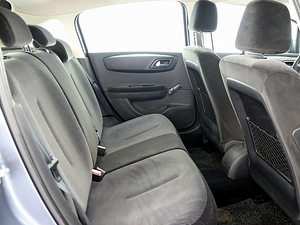 Citroen C4 Elegance Facelift 1.6 88kW (7 foto / 7)
