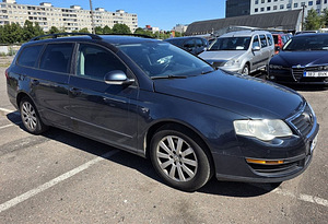 Volkswagen Passat Comfortline 2.0 TDI 100kW (1 фото из 6)