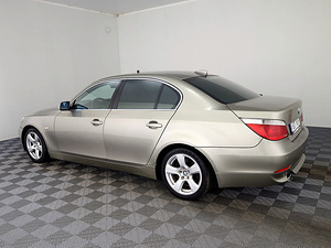 BMW 520 Executive ATM 2.2 125kW (4 фото из 7)
