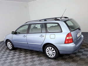 Toyota Corolla Linea Sol Facelift ATM 1.6 81kW (4 фото из 8)