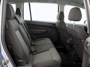 Opel Zafira Elegance 1.8 103kW (7 фото из 8)