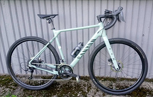 Canyon Grizl 5, 2024 Gravel (1 foto / 9)