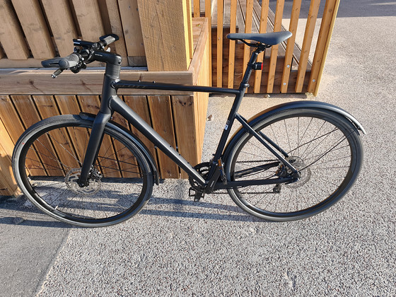 M: Stiilne linnarattas SCOTT METRIX 30 EQ, L raam