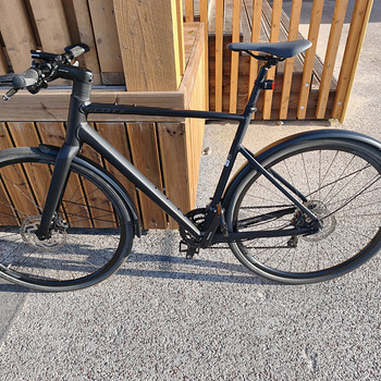 M: Stiilne linnarattas SCOTT METRIX 30 EQ, L raam