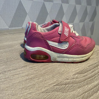 Laste Nike tossud