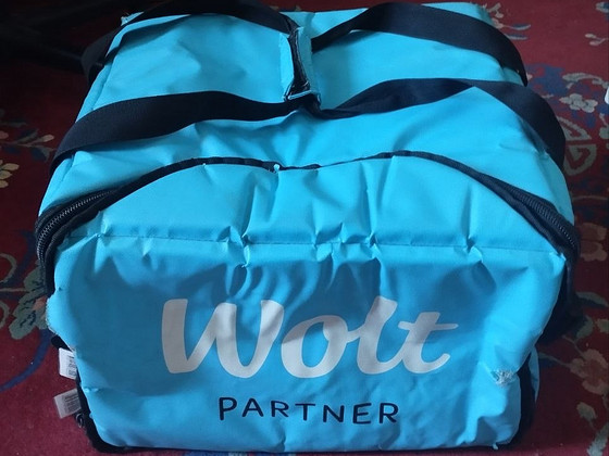 Wolt bag