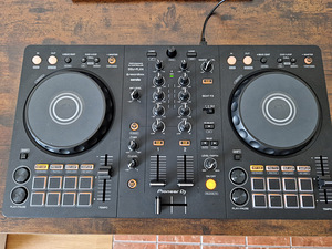 Pioneer DDJ-FLX4 (3 фото из 3)