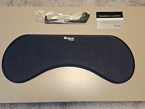Ergonoomiline küünarvarretugi Vidamic Technogel (1 foto / 3)