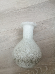 Вазы из бытового стекла (2 фото из 9)