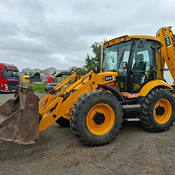 JCB 4CX (2007) + Rikkalik lisavarustus