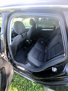 AUDI A4 B8 (3 фото из 8)