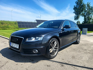 AUDI A4 B8 (1 фото из 8)