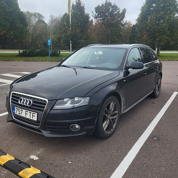 AUDI A4 B8