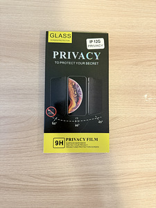 Защитные стекла на iPhone 13 Pro (1 фото из 4)