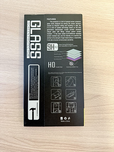 Защитные стекла на iPhone 13 Pro (2 фото из 4)