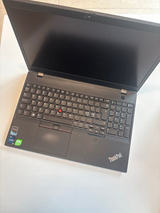 Lenovo ThinkPad P15v Gen 3 touch (1 foto / 4)