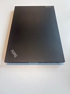 Lenovo ThinkPad P15v Gen 3 touch (3 foto / 4)
