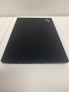 Lenovo ThinkPad T15 Gen 1 (4 фото из 4)