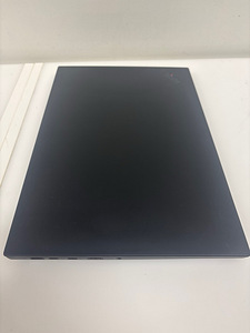 Lenovo ThinkPad P1 Gen 3 (4 фото из 4)