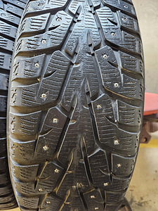 Yokohama 225/60 r18 (3 фото из 4)