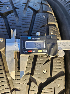 Yokohama 225/60 r18 (4 фото из 4)