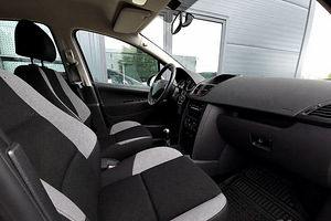 Peugeot 207 1.4 65kW reg makstud (5 foto / 7)
