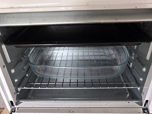 Mini-ahi Standart KR-102L-36(C) + klaasist küpsetusvorm (2 foto / 3)