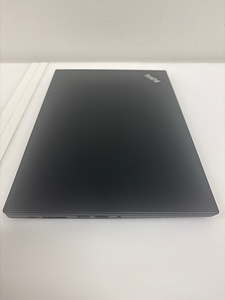 Lenovo ThinkPad T14s Gen 1 (2 foto / 4)