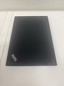 Lenovo ThinkPad T14s Gen 1 (2 foto / 4)