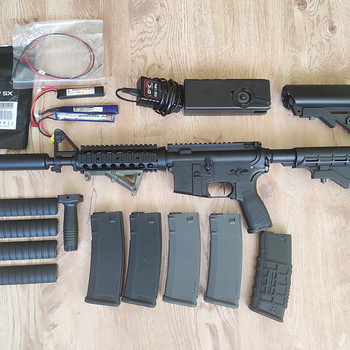 Airsoft Specna arms m4 + upgrade.