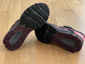 Müüa Asics GT-1000 9 GTX jooksujalatsid. (4 foto / 6)