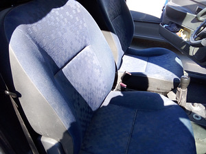 Peugeot Partner (8 фото из 9)
